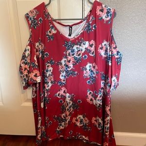 Allegrace | Cold shoulder flowery floral top